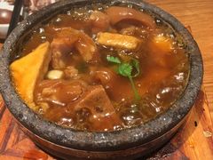 -云海肴·汽锅鸡·云南菜(天山百盛优客店)