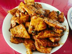 -北京龙庆四季香农家饭庄·灶台鱼·碳烤虹鳟鱼(龙庆峡店)