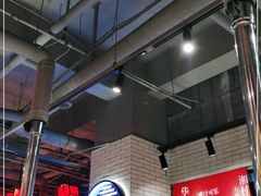 大堂-么肆烤肉·中式自助·烤肉大排档(街道口季佳PAI店)