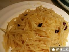 酸辣土豆丝-谭家弄堂(亚欧商厦店)