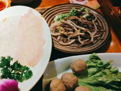 -舒家大院重庆老火锅(纪念塔店)