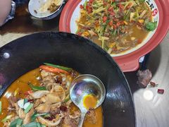 -富正毅三下锅·湘西韵味(天门山索道店)