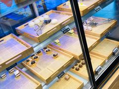 面包甜点陈列柜-盛江山自助料理(太原街万达店)