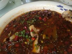 -兔行天下-鸿鹤鲜锅兔(中海国际店)