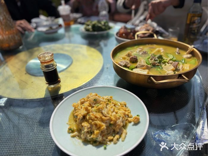 亮河湾山庄图片