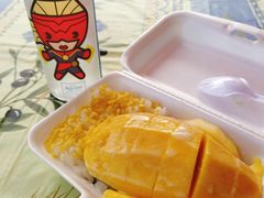 -芒果糯米饭摊子