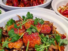 -肥小宝·金牌油焖大虾(襄阳龙虾地标店)