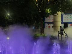 -瑞虹新天地月亮湾