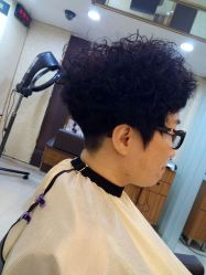 -JK奇积发型连锁机构