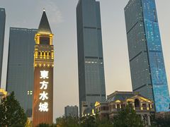 -大连星海皇冠假日酒店