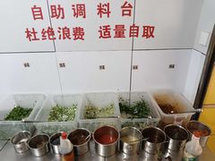 -文山荷鲜居(翠湖店)