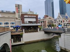 -LENBACH兰巴赫西餐啤酒坊(大连东港店)