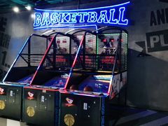 -世代星球·保龄球·镭战真人CS·团建(杨浦店)