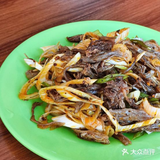 虹延牛肉汤饭(青岛街店)