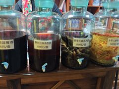 -果松木炭酸菜铜火锅·外婆参鸡汤