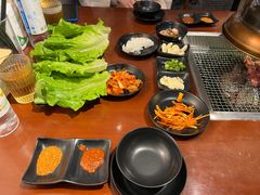 -肉甲韩国木炭烤肉(新壹街1店)