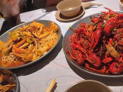 -巴厘龙虾·榜首油焖大虾(音乐学院·沿江酒馆店)