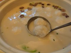 汤逊湖鱼头鱼元-湖滨客舍·湖北菜