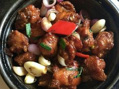 -河畔春天时尚餐厅