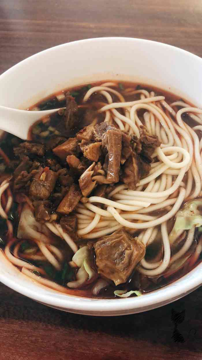 大碗公牛肉面(月塘店)-"好吃 面q牛肉大块软嫩入味会常来吃的店.