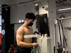 -汗水空间私教健身连锁(SM广场店)