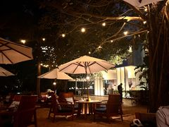 -三亚艾迪逊酒店·海滩烧烤 BARBACOA·现场乐队·浪漫晚餐·烧烤海鲜