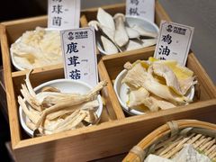 -阿婆情腊排骨火锅·野生菌季(古城旗舰店)