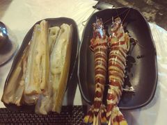 -鲜入围煮花胶鸡海鲜火锅