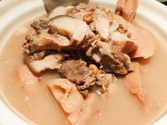 洪湖莲藕猪踭煲-大鸽饭(岗顶店)
