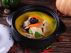 老鸭扁尖猪手煲-珍珠餐馆Pearl Chinese Restaurant