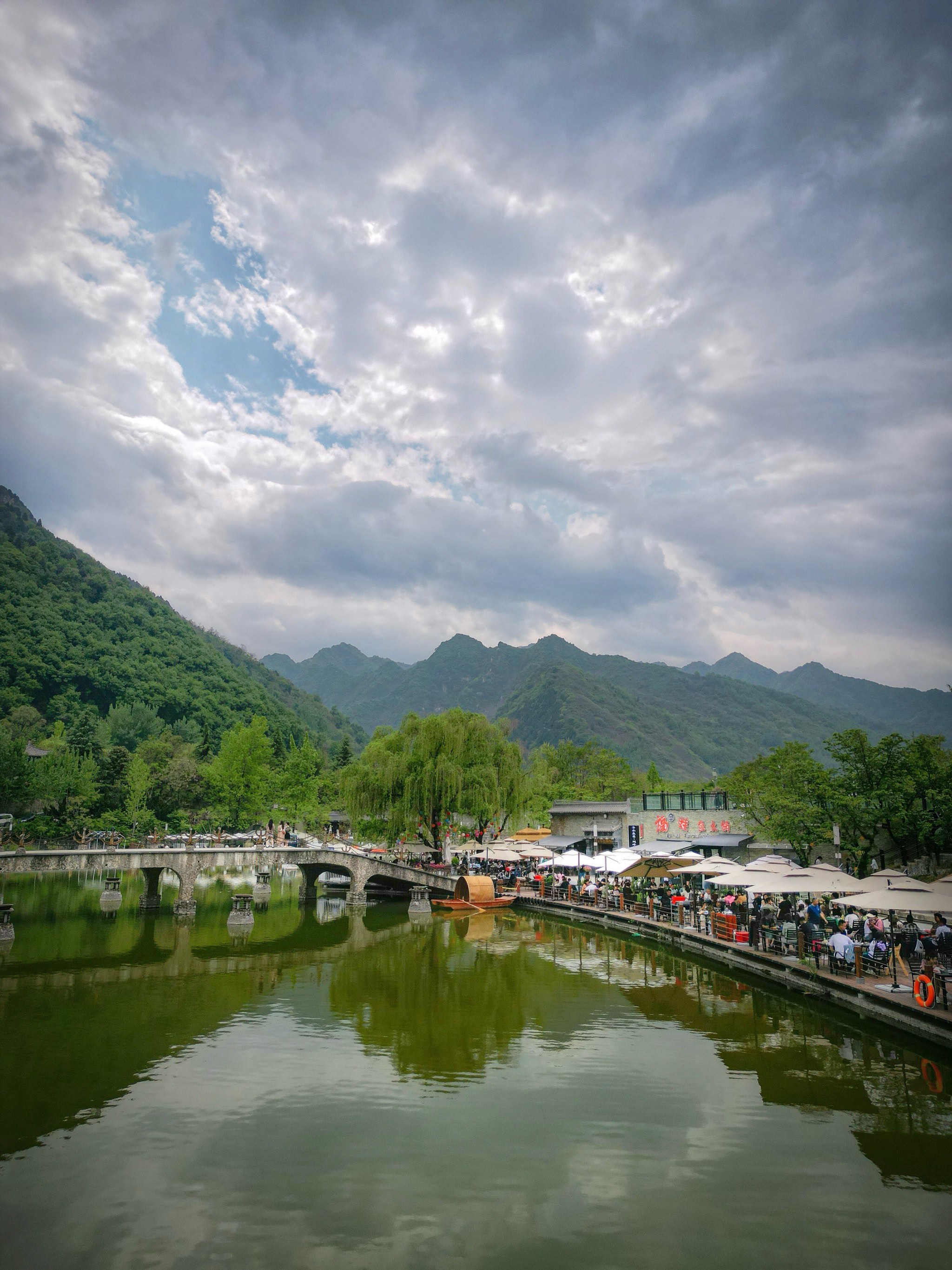 五一假期去秦岭脚下的沣峪口小众湖边露🈺