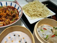 -黄记煌三汁焖锅(新佳丽江汉路店)