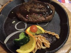 -菲尼克斯牛排店(杉杉奥特莱斯店)
