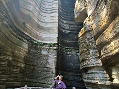 -梭布垭石林景区