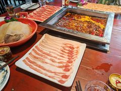 -二荆条·蜀鲜汇城市森林火锅