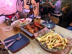 -BHC炸鸡(明洞总店)