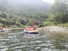 -宝天曼峡谷漂流