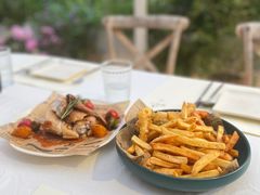 -春树下·树屋花房西餐厅(罍街AS1980店)