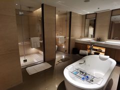 -上海佘山世茂艾美酒店