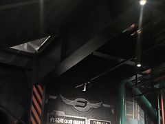 -极限PLAY运动娱乐新世界·团建派对表演休闲馆·室内高空游乐园