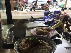 -高师傅特色米粉汤包(建设路店)