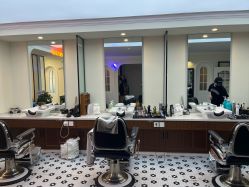 -理昂男士理发店 Barber shop