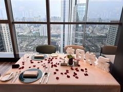 -云厨·高空西餐厅(成都瑯珀·凯悦臻选酒店)