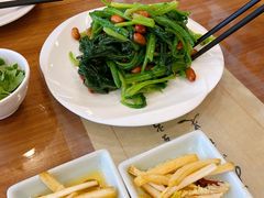 果仁菠菜-北京小肠陈饭庄(方庄店)