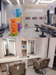 -AKOZO Beauty Salon