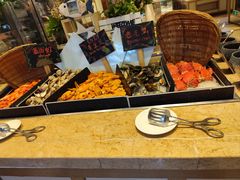 -大中华希尔顿酒店-念自助餐·嗨啤·小龙虾