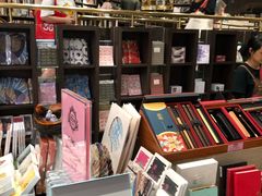 -钟书阁(群光广场店)