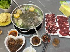 -官塘陈记鱼生·潮汕砂锅粥·牛肉火锅(潮枫路总店)