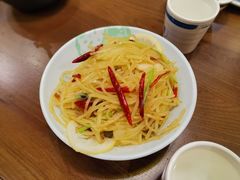 酸辣土豆丝-满园烤鸭·春饼(太原街万达店)
