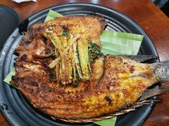 香茅草烤罗非鱼-麒麟风烤牛肉·云南烧烤小排档(丹凤街店)